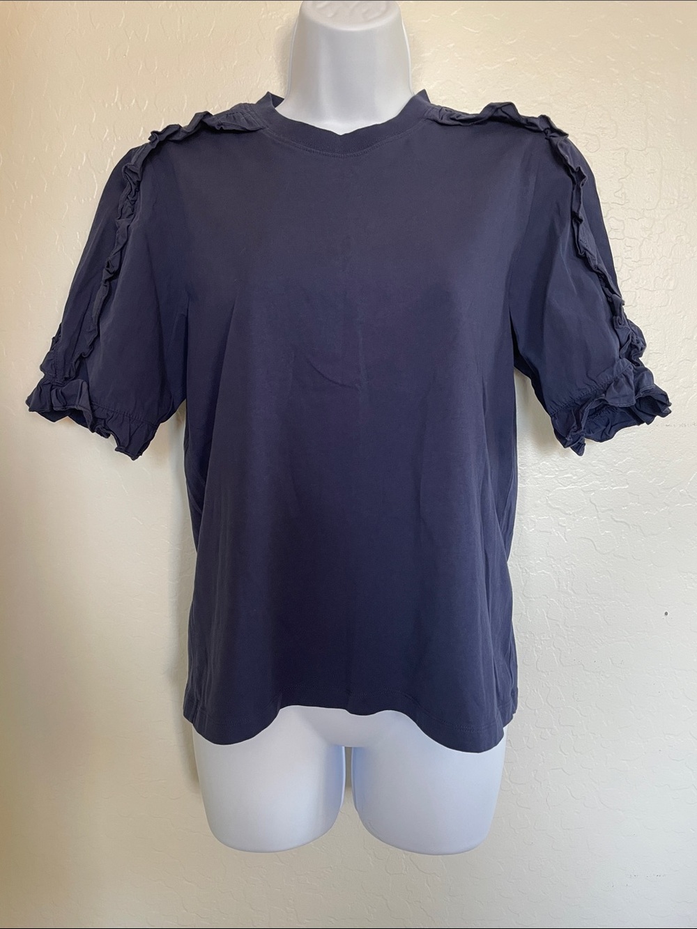 Ruffle tee